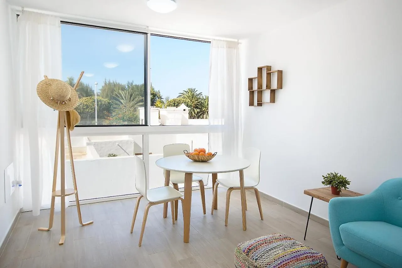 Blue Volcano Apartment, Free Access To The Fariones Sports Center Puerto del Carmen  Spanien